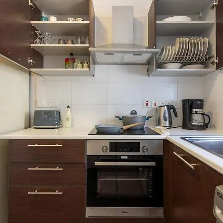 Harbor 101 Stylish 1br In * 拉纳卡